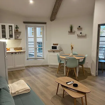 Cosy 52m2 Mezzanine Local A Velo A 300m Du Canal Du Midi Apartament Capestang