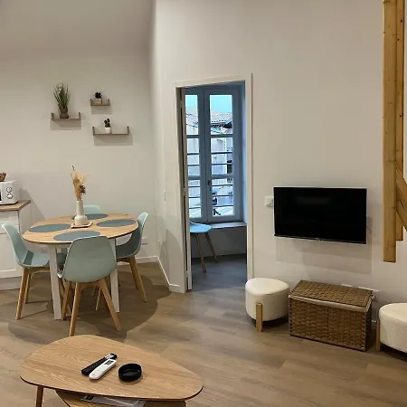 Cosy 52m2 Mezzanine Local A Velo A 300m Du Canal Du Midi Apartament Capestang