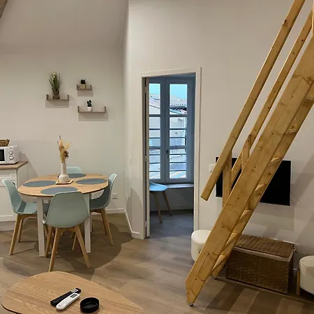 Cosy 52m2 Mezzanine Local A Velo A 300m Du Canal Du Midi Apartament Capestang
