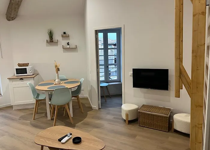 L'appart Cosy 52m2 Avec Local A Velo Pres Du Canal Du Midi Lägenhet Capestang