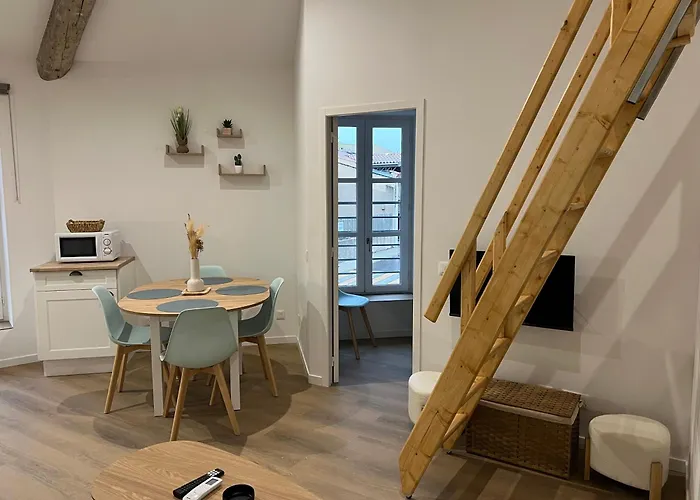 L'appart Cosy 52m2 Avec Local A Velo Pres Du Canal Du Midi Lägenhet Capestang